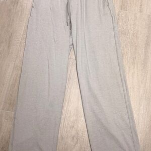 Lululemon Light Gray Lounge Pants size m